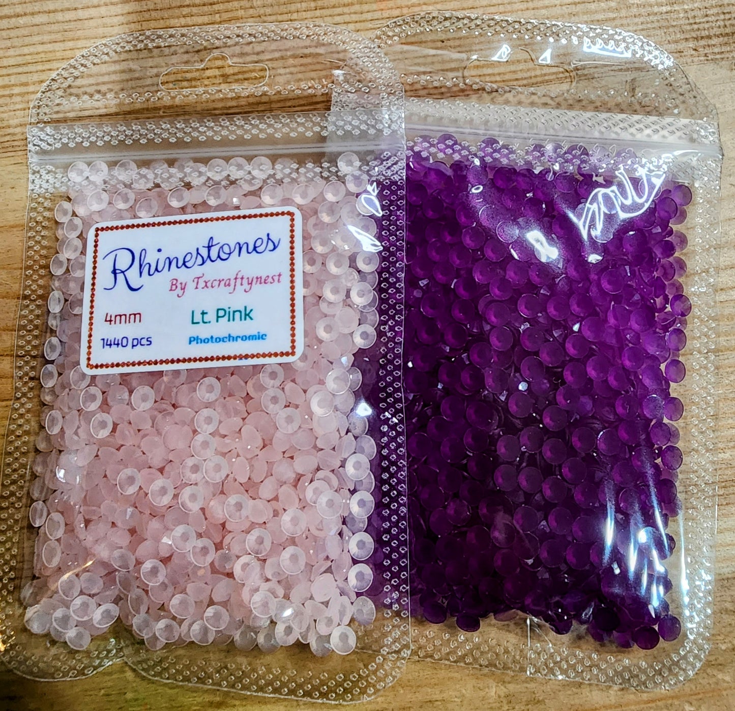 Photochromic Resin Rhinestones